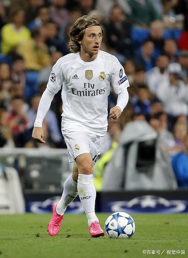 梅西PK穆勒冲第47冠 萨拉赫替补红军止三连败